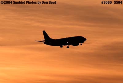 Southwest Airlines B737 on approach at sunset aviation airline stock photo #3060
