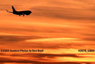 Southwest Airlines B737-7H4 on approach at sunset aviation airline stock photo #3076