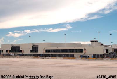 2005 - Concourse B at Miami International Airport aviation stock photo #6370