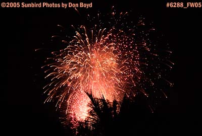 Town of Miami Lakes 4th of July fireworks stock photo #6288
