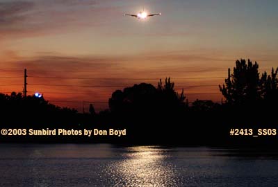 Southwest Airlines B737 approach after sunset aviation stock photo #2413