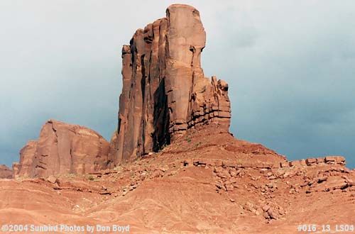 Monument Valley landscape stock photo #016_13_LS04