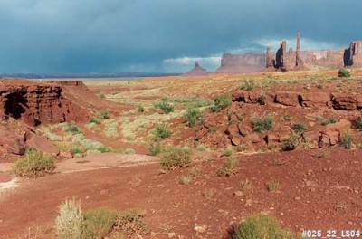Monument Valley landscape stock photo #025_22_LS04