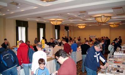 Vendors and customers in the large room at the 2005 Boston Airline Show, photo #7214