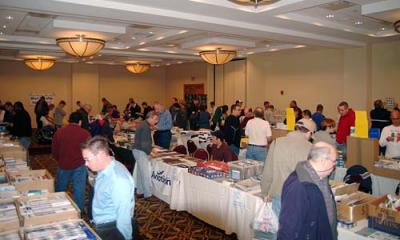 Vendors and customers in the large room at the 2005 Boston Airline Show, photo #7215