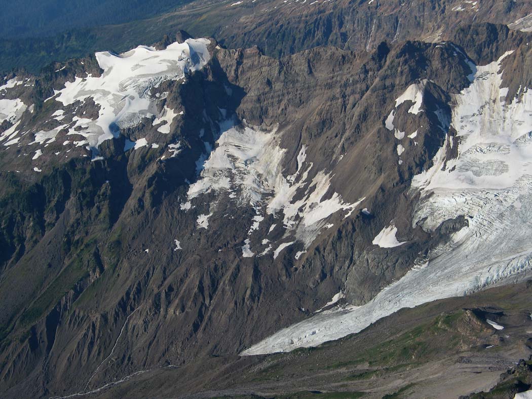 Rainbow Glacier & Lava Divide (MtBaker080905-29adj.jpg)