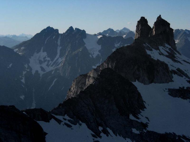 Gunsight, View NW <br>(Gunsight072204-6adj.jpg)