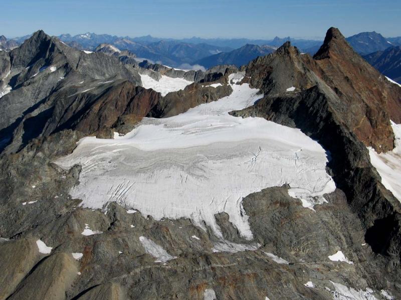 Sahale Glacier (Sahale092105-12adj.jpg)