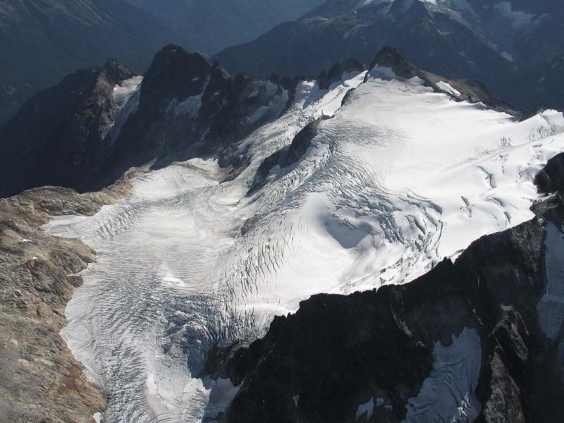 Neve Glacier (Snowfield-Neve092805-14adj.jpg)
