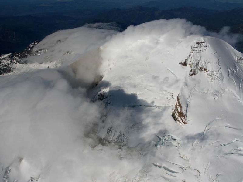 Sherman Crater (MtBaker102205--058adj.jpg)