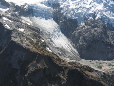 Chickamin Glacier (DomePk092704-12adj.jpg)