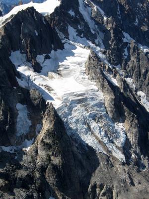 Fury Glacier (FuryGl090105-02.jpg)