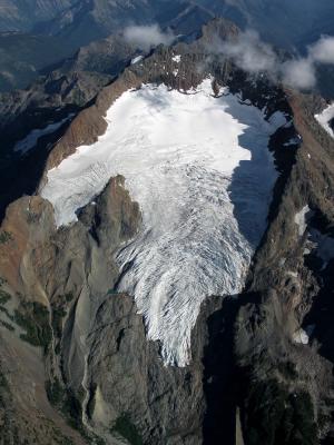 Jack, Nohokomeen Glacier  (Jack083105-16adj.jpg)