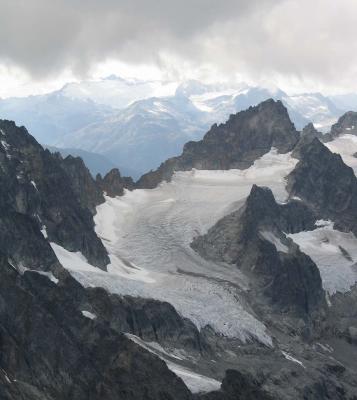 Katsuk Glacier (MesahchieKatsuk092005-31adj.jpg)
