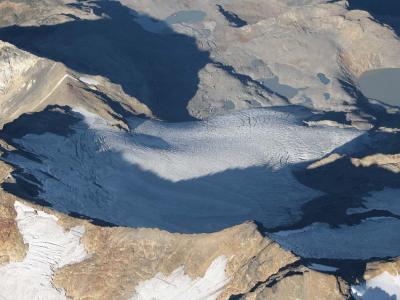 White Chuck Glacier (TenPks092105-039adj.jpg)