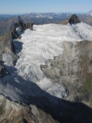 Walrus Glacier (TenPks092105-136adj.jpg)