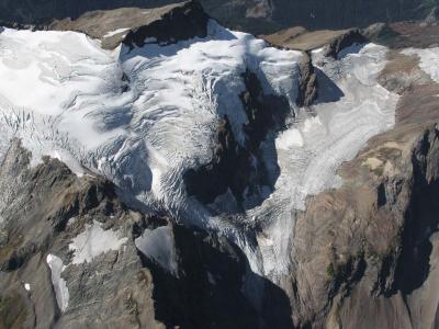 Walrus (L), Clark (C) & Richardson (R) Glaciers (TenPks092305-127.jpg)