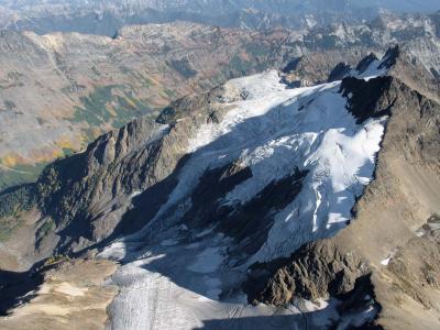 Clark (Top) & Richardson Glaciers (TenPks092705-029adj.jpg)