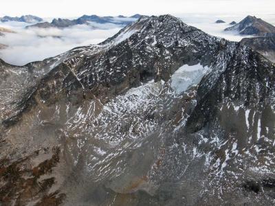 Lago, N Face Glacier Remnant (LagoCarruOsceola101805-55adj.jpg)