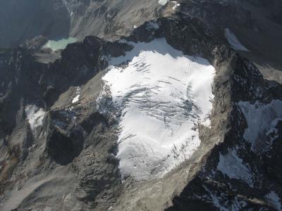 Dumbbell Mt, NE Pk Glacier (DumbbellNEPk102505-08adj.jpg)