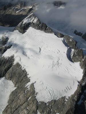 Klawatti SE Glacier (Klawatti102105-5adj.jpg)