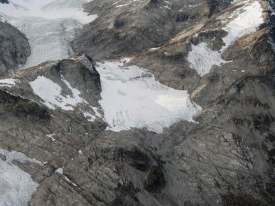 Primus, NE Slope Glacier (Primus101805-03adj.jpg)