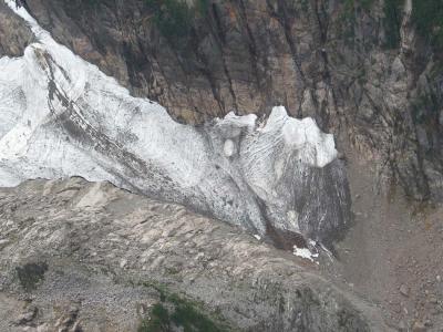 Mackintosh Glacier Detail (MonteCristo102105-035adj.jpg)
