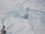 Roosevelt Glacier, Bergschrund (MtBaker091805-093adj.jpg)