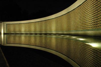 WWII Memorial at night 2