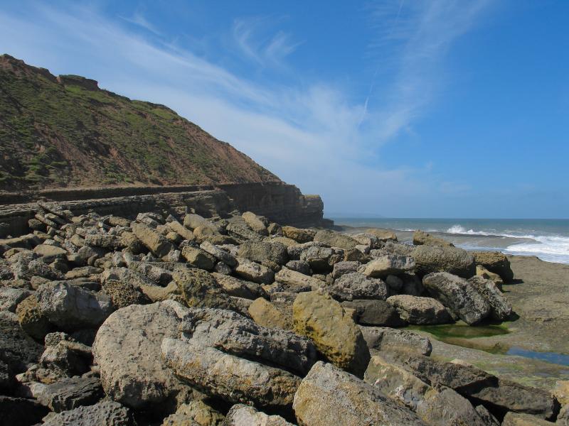 Filey brigg  rocks.JPG