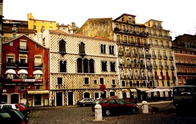 Alfama, Lisboa.jpg