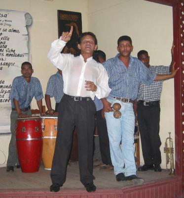 El animador en Casa de la Trova.jpg