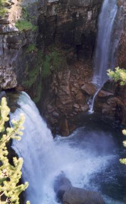 The Imo waterfall in Reisadalen.jpg