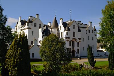 v3/21/518121/3/50402241.BlairCastlefromtheCoach.jpg