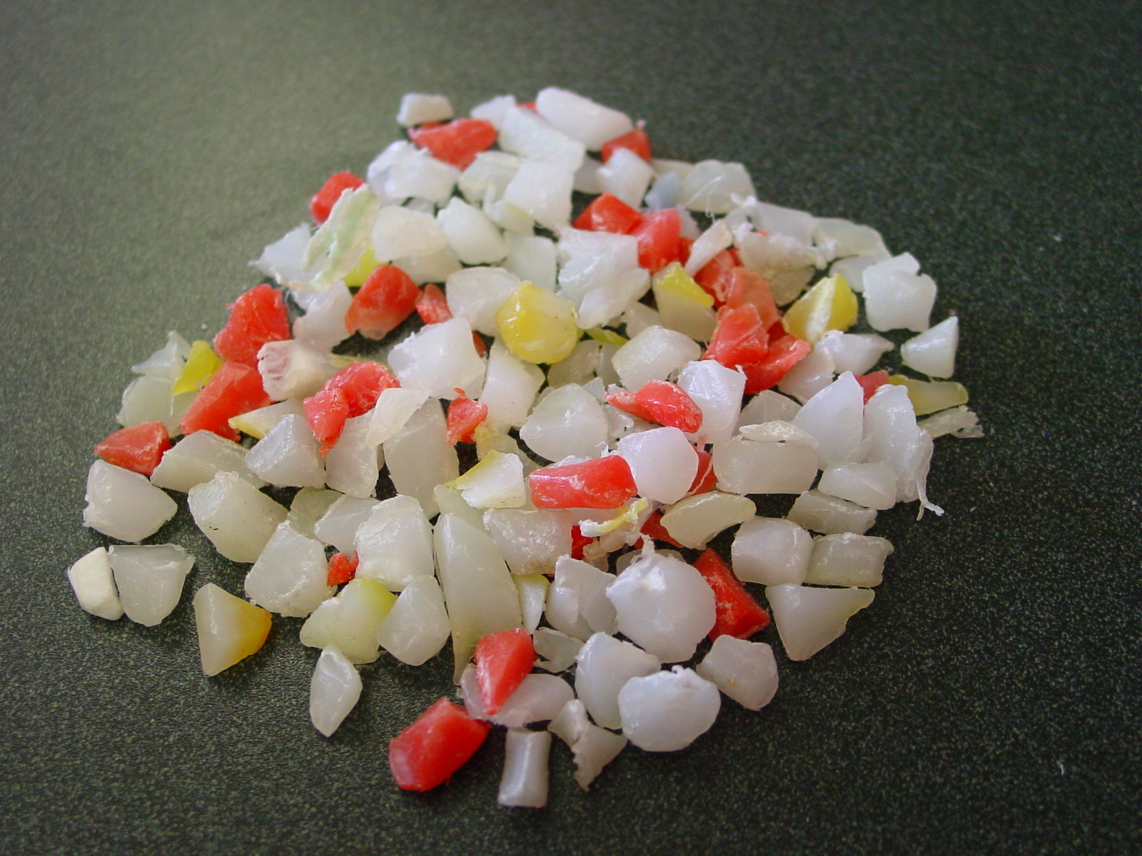 mix color roto regrind