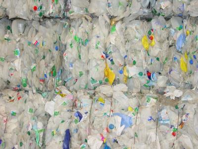 v3/21/587721/3/48366188.HDPEmilkbottlesbaled.jpg