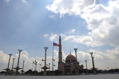 Mosque & Concourse - PutraJaya