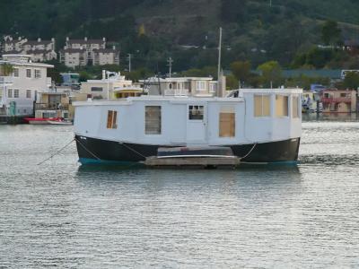 387 Floating Home