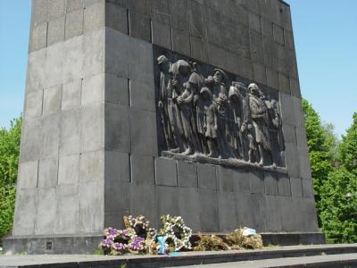Ghetto Monument