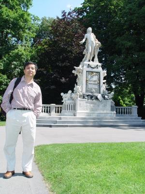 Mozart Statue