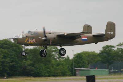 15_B25-2.jpg