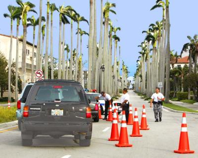 Wilma - Palm Beach Gestapo Police Not Letting WPB Taxpayers Into Palm B. - But They Sure Let Palm Beach People Come Into WPB ?!?