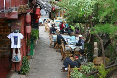 typische Gasse / typical alleyway 1