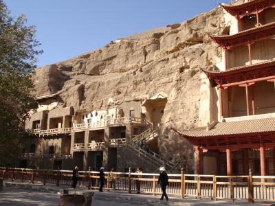 Dunhuang caves 4.JPG