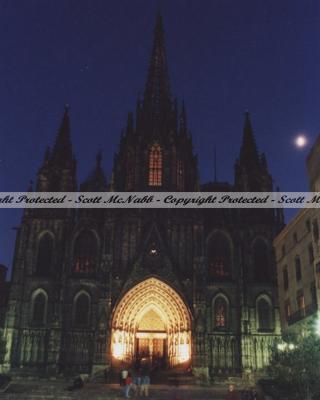 Barri Gothic Catedral  Night.jpg