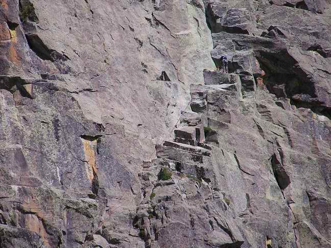 Les Escaliers Gris sont visits