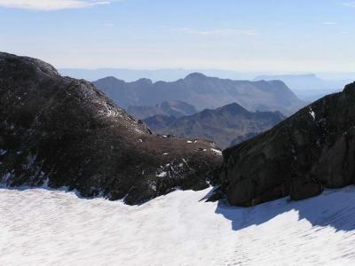 Col Lady Lister (3200 m) entre Pic Central (3235 m) et Cerbillona (3247 m)