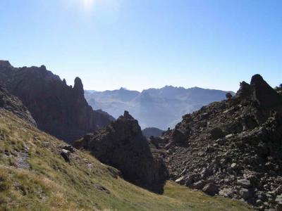 La Pointe Mailly merge du chaos du pied des faces Nord