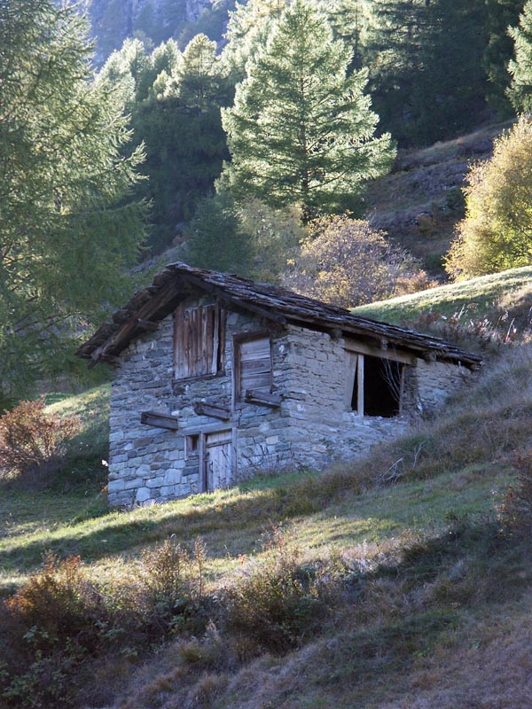 Rural house on Matterhorn foothills