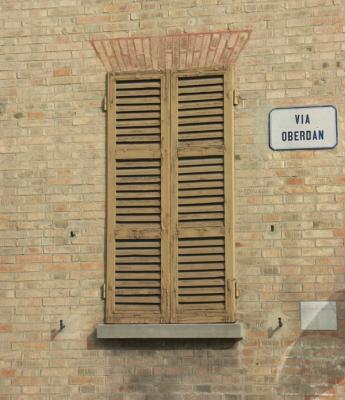 Closed window in Ravenna